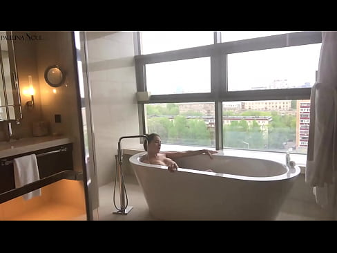 ❤️ Enorm babe som passionerat runkar av sin fitta i badrummet ️❌ Pornvideo at us ﹏