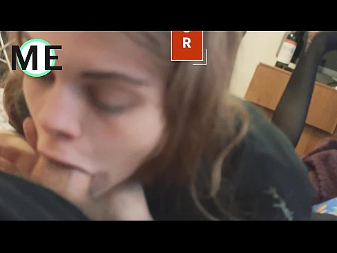 ❤️ Hals kuk, trasiga strumpbyxor och trasiga klackar trevligt att träffas ️❌ Pornvideo at us ﹏
