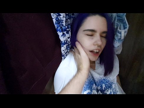 ❤️ Hittade min syster i garderoben och hjälpte henne att komma ️❌ Pornvideo at us ﹏